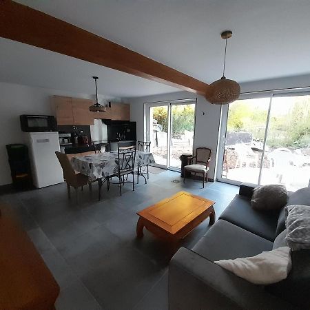 Appartement Sur Jardin Au Calme A Pernes 1 Chambre Exterior photo